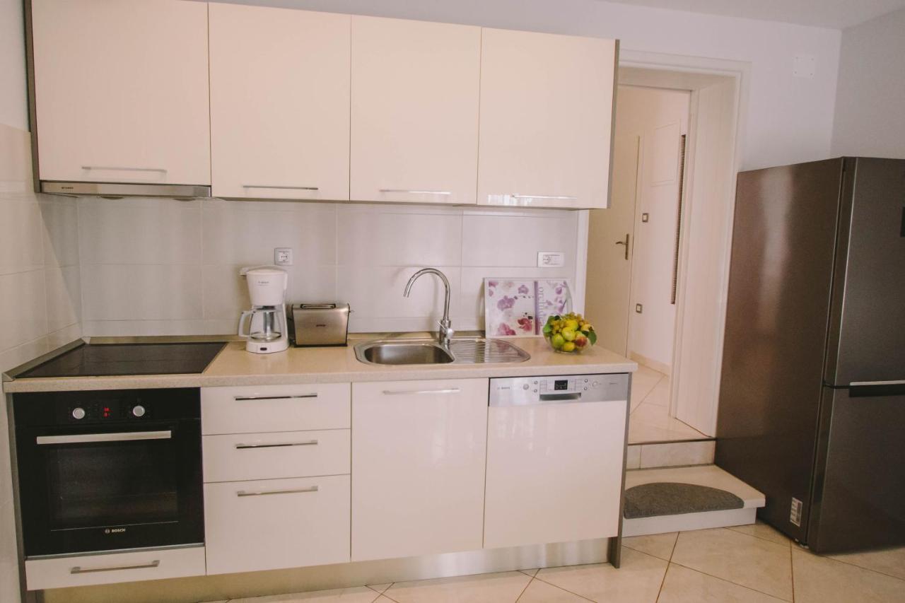 Apartments Jasna Podstrana Extérieur photo